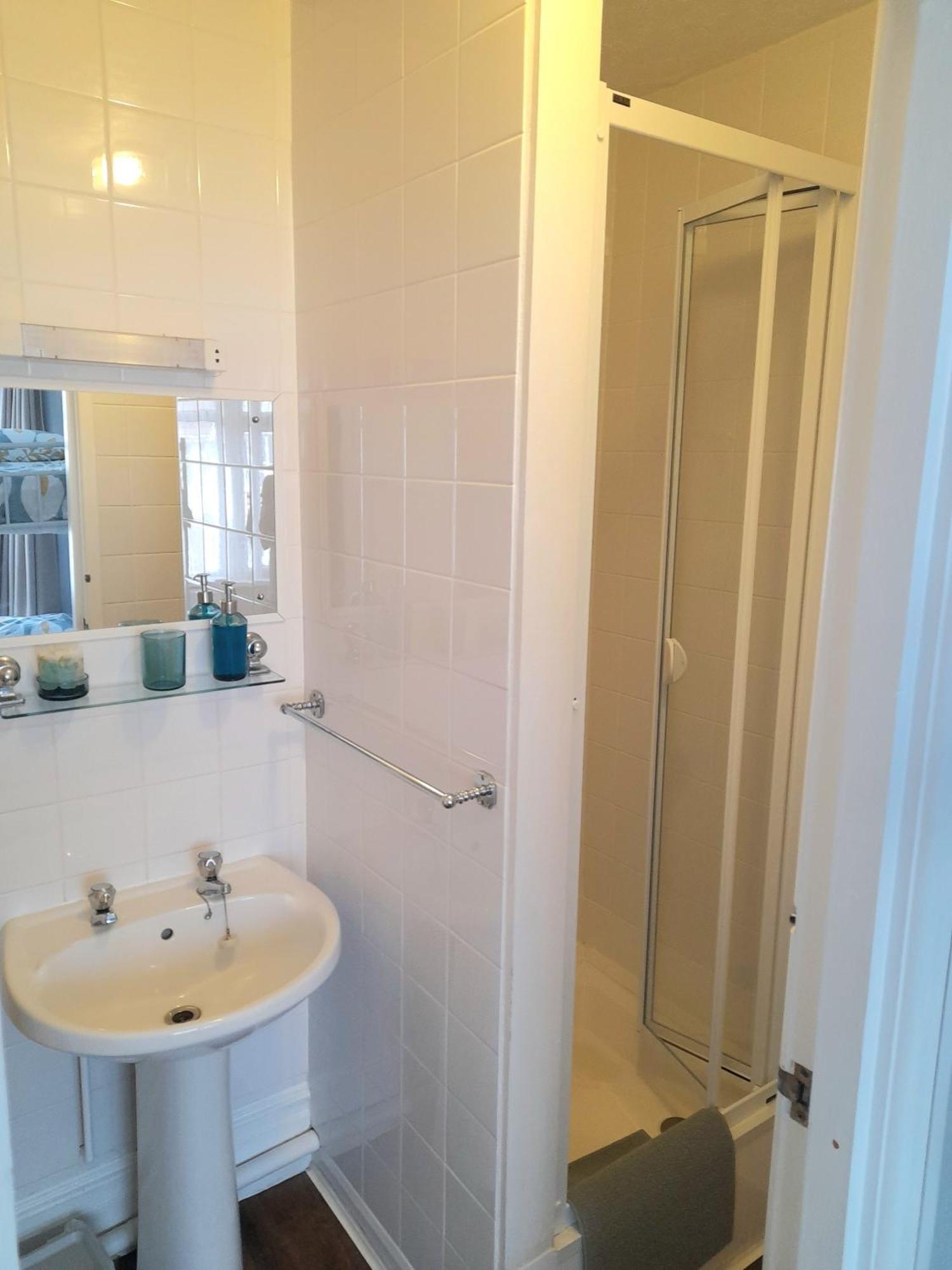 Torbay Guesthouse Пейнтон Экстерьер фото