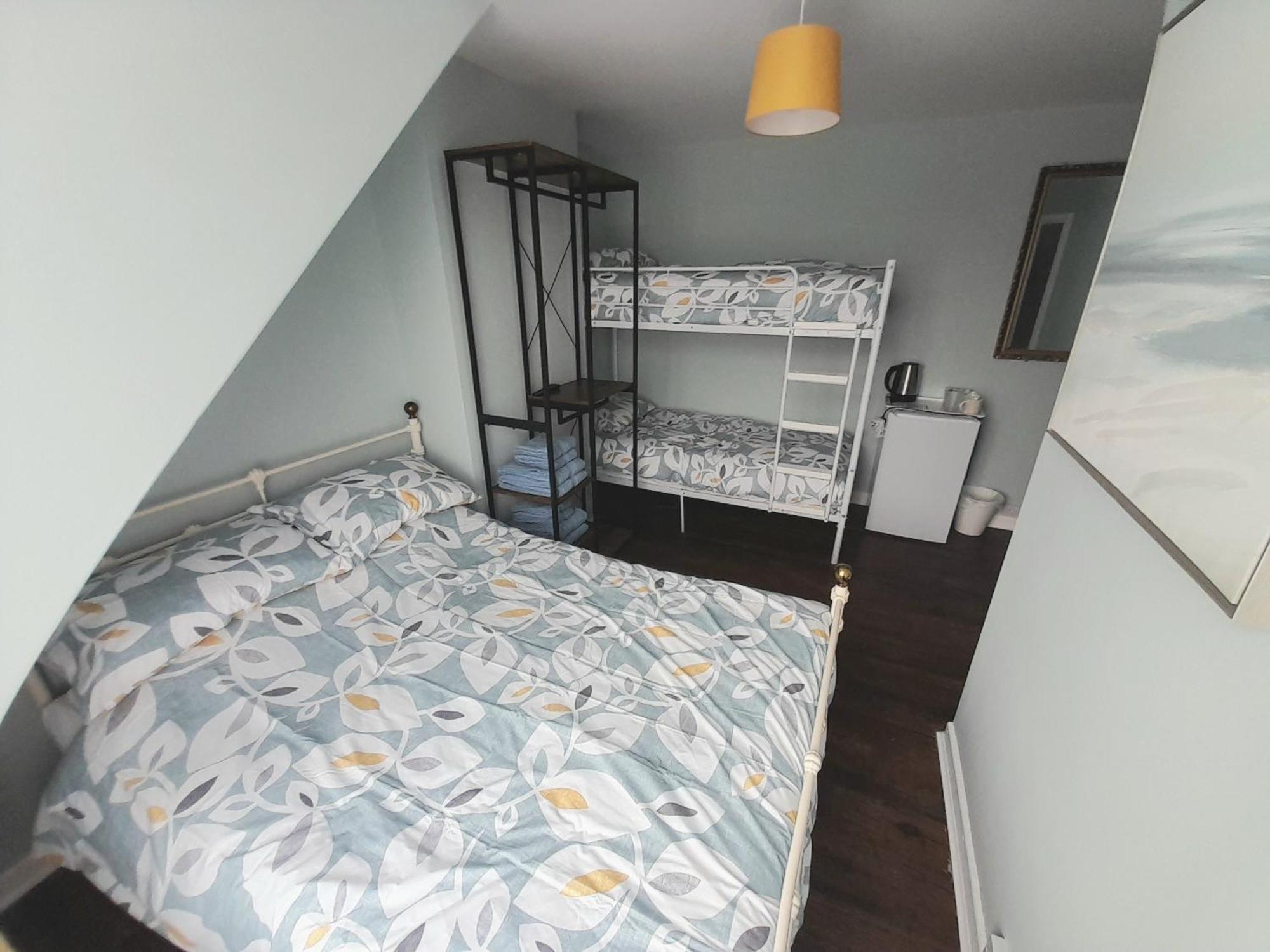 Torbay Guesthouse Пейнтон Экстерьер фото